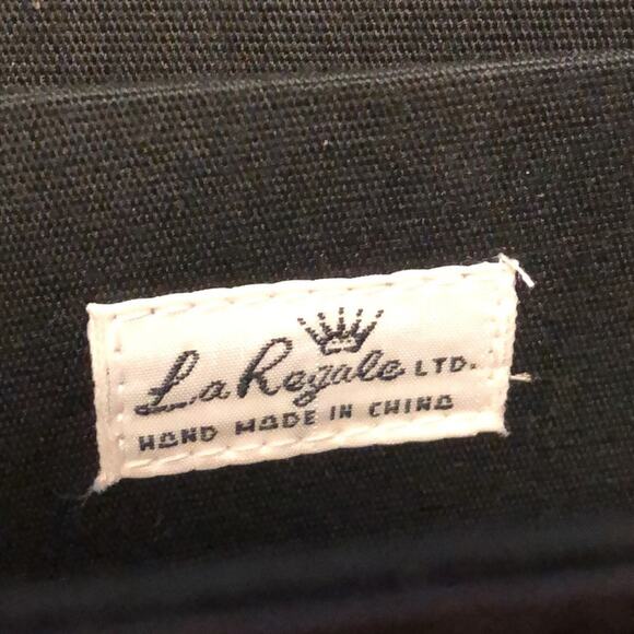 La Regale Black Quilted Envelope Clutch Purse - Picture 8 of 8